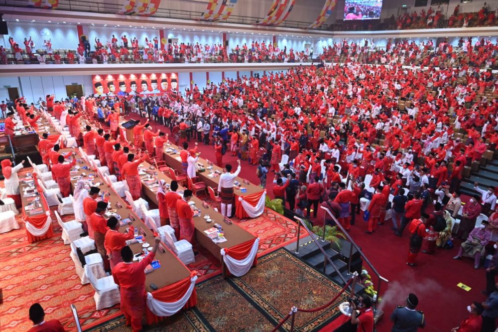 2022 persidangan umno UMNO: Pencacai